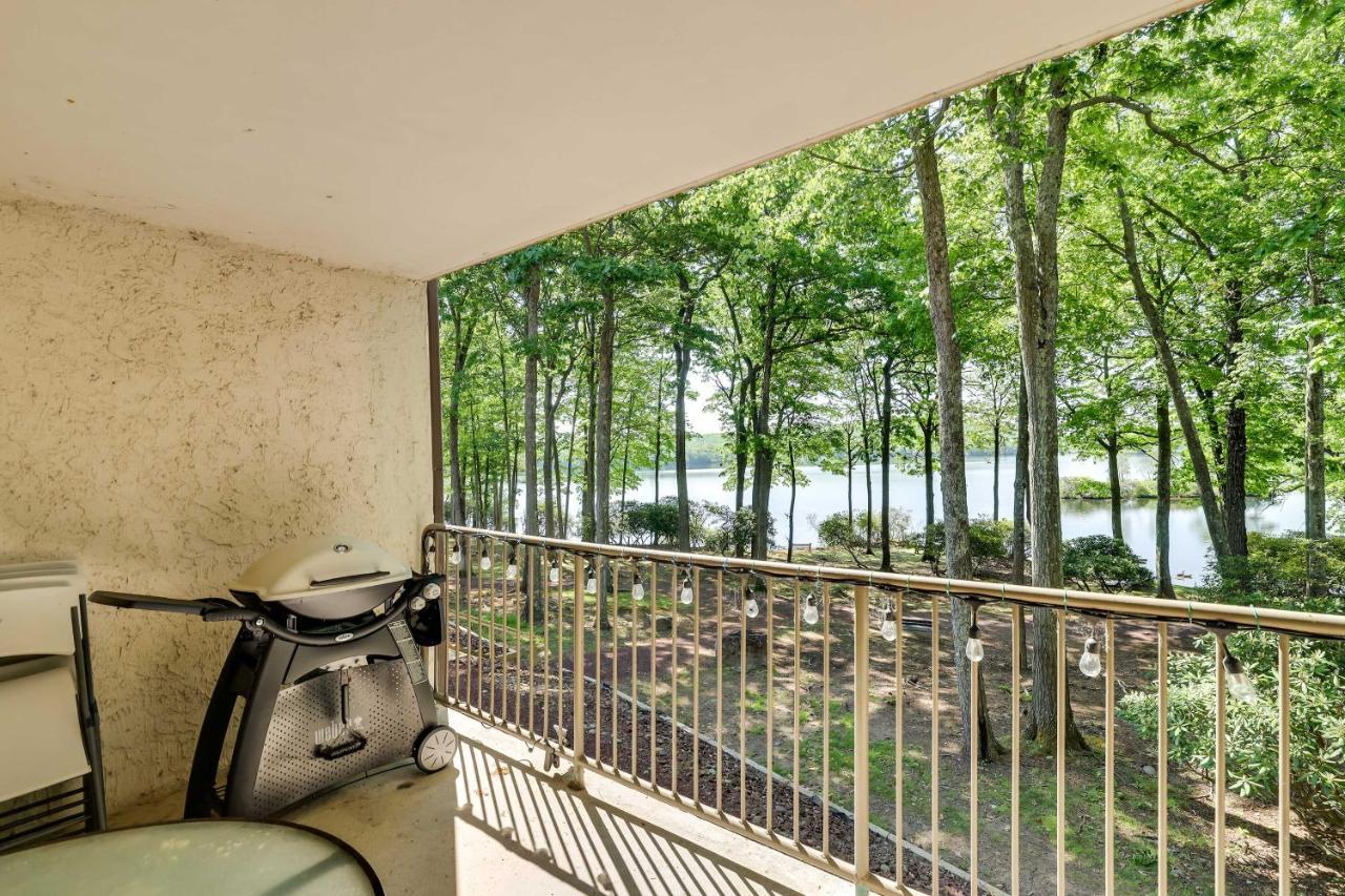 Lakefront Condo With Pool Access-1Min To Big Boulder! Lake Harmony Exteriör bild