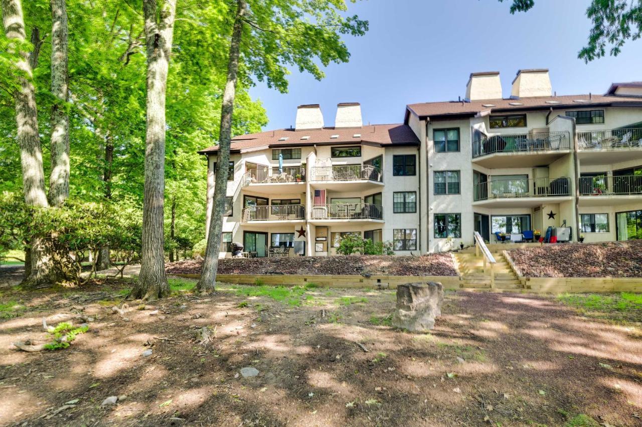 Lakefront Condo With Pool Access-1Min To Big Boulder! Lake Harmony Exteriör bild